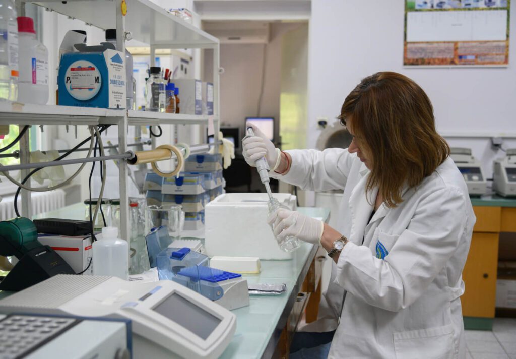 UF14AVO 00268411 1 1